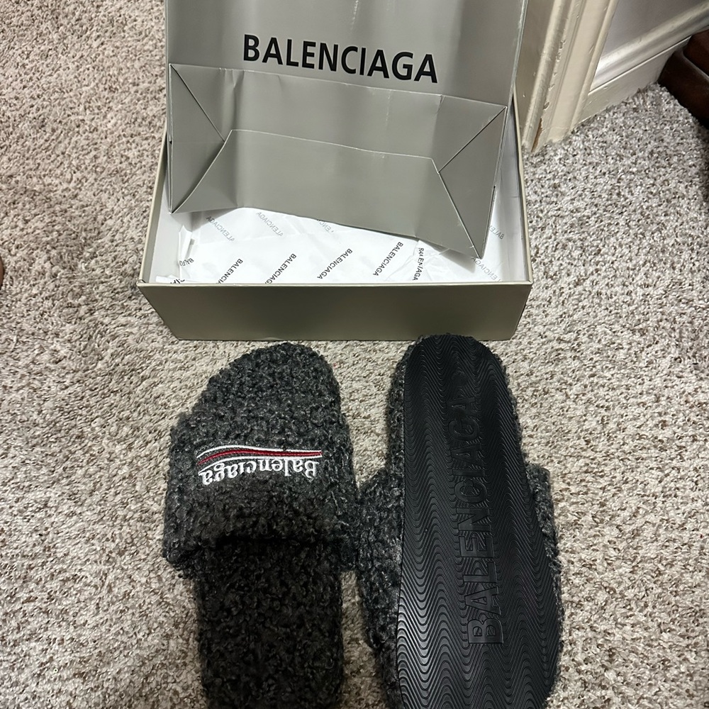 Balenciaga Grey slides - Picture 4 of 5